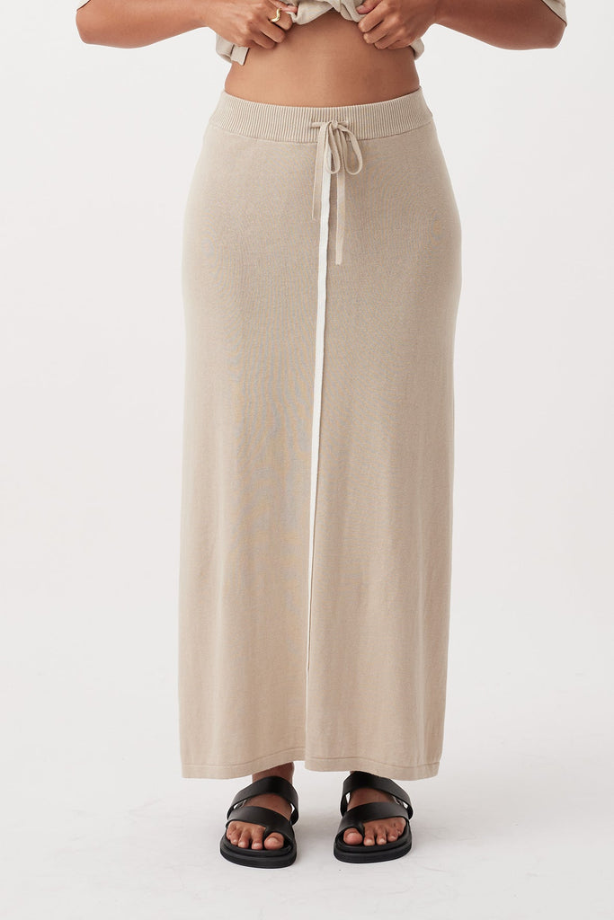 Quinn Skirt | Taupe