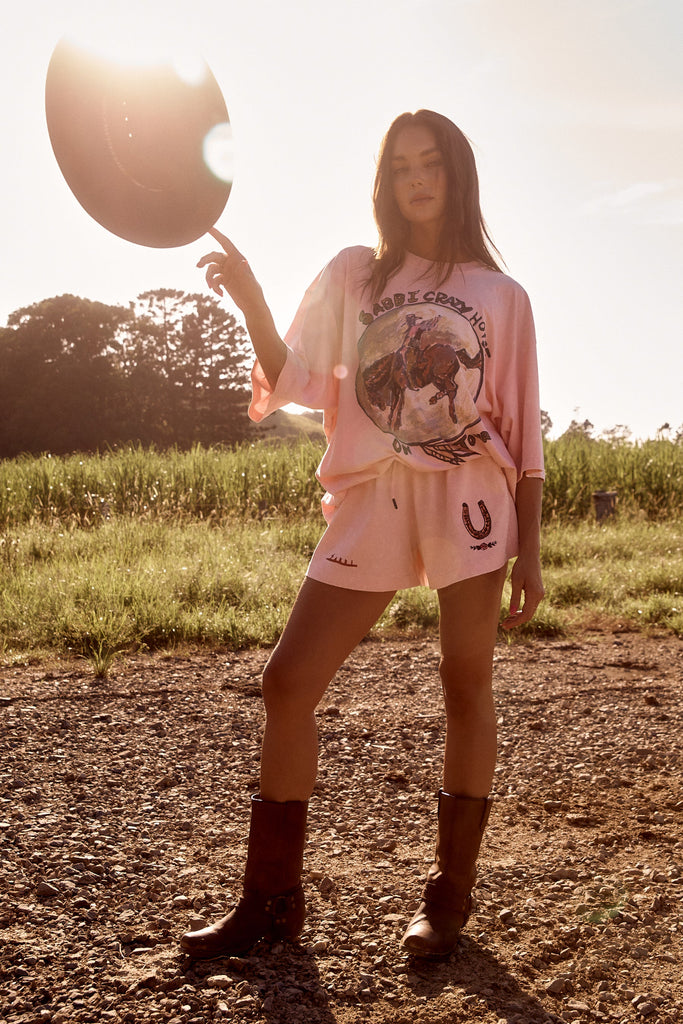 SABBI THE VERY OVERSIZED CRAZY HORSE TEE | PINK