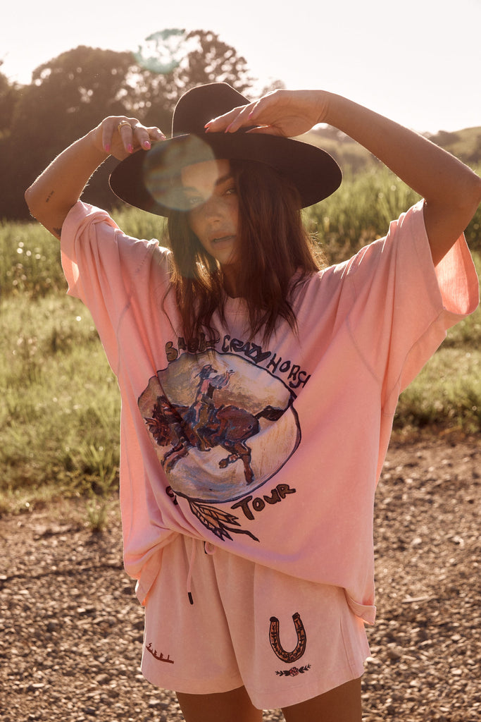 SABBI THE VERY OVERSIZED CRAZY HORSE TEE | PINK