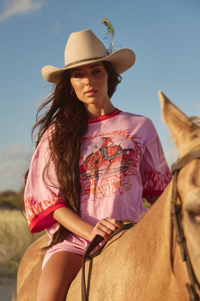 SABBI THE FLAMING COWBOY TEE | PINK (PRE ORDER)