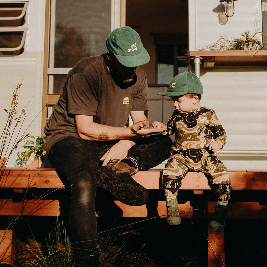 RAD DAD TEE | WASHED BLACK