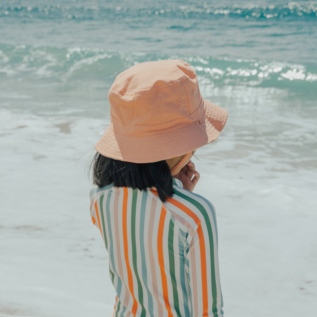 REVERSIBLE BUCKET HAT | Summer Stripe