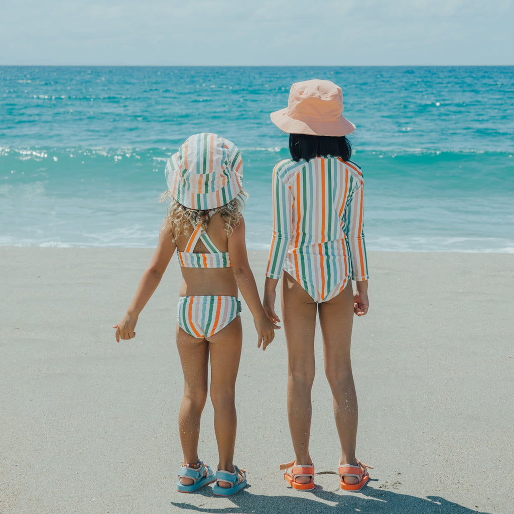 REVERSIBLE BUCKET HAT | Summer Stripe