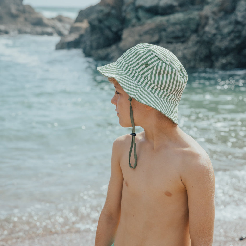 REVERSIBLE BUCKET HAT | Coastal Stripe