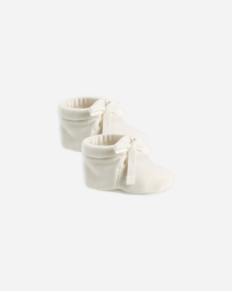 BABY BOOTIES | IVORY