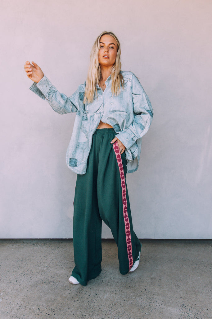 THE RAVING HEARTS PANTS | GREEN (PRE ORDER)
